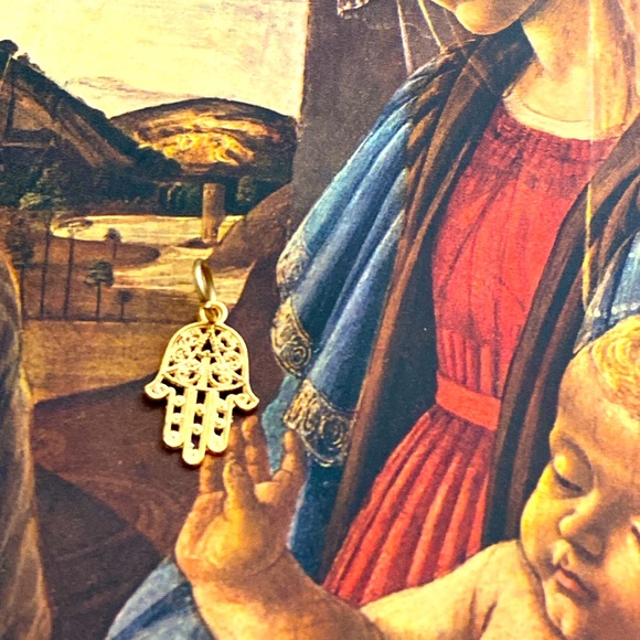 5/$10❤️❤️❤️NEW ROSE GOLD TONED ALLOY FILIGREE HAMSA HAND CHARM PENDANT - Picture 1 of 3